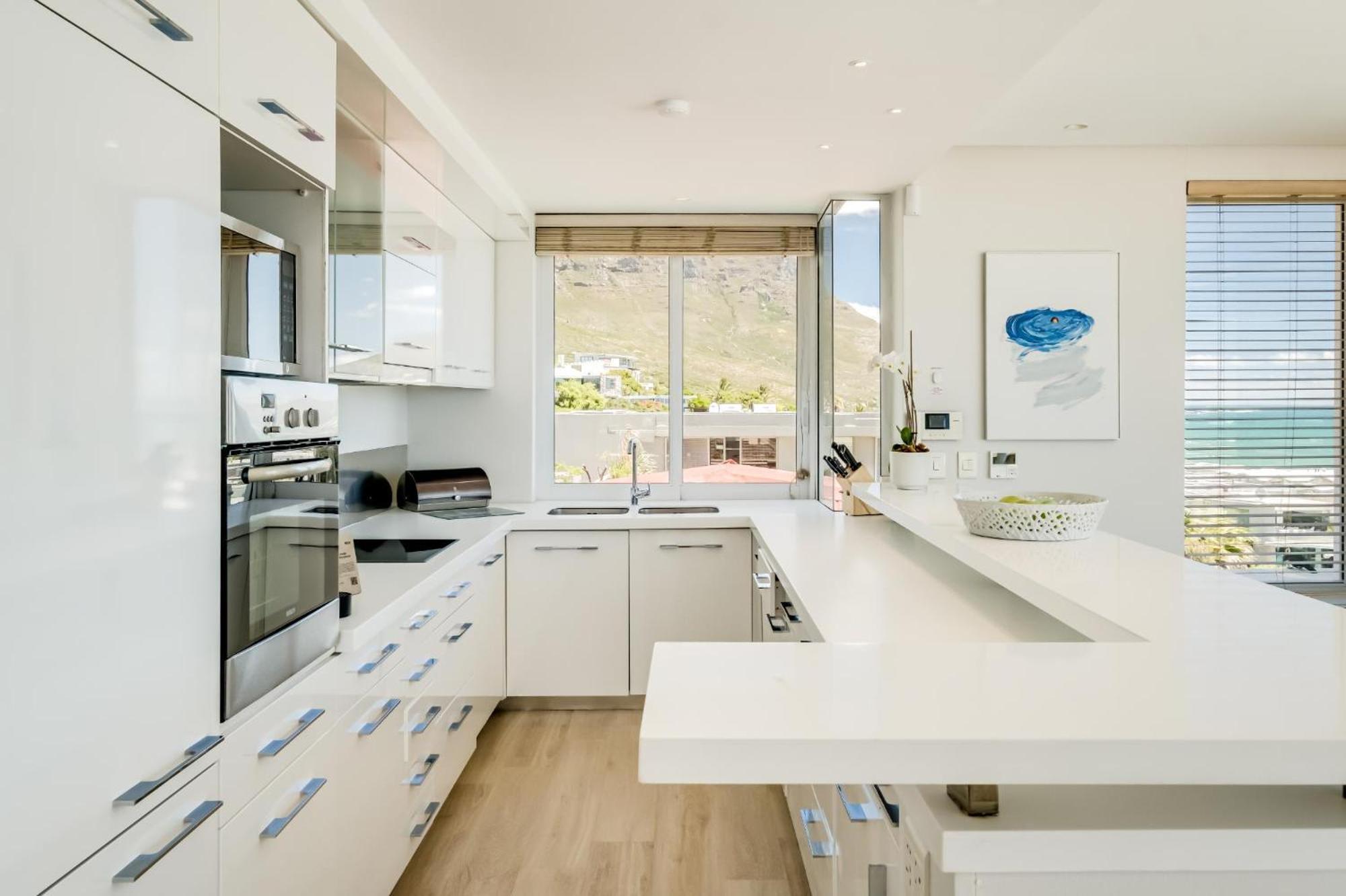 Sapphire Tide Penthouse Apartment