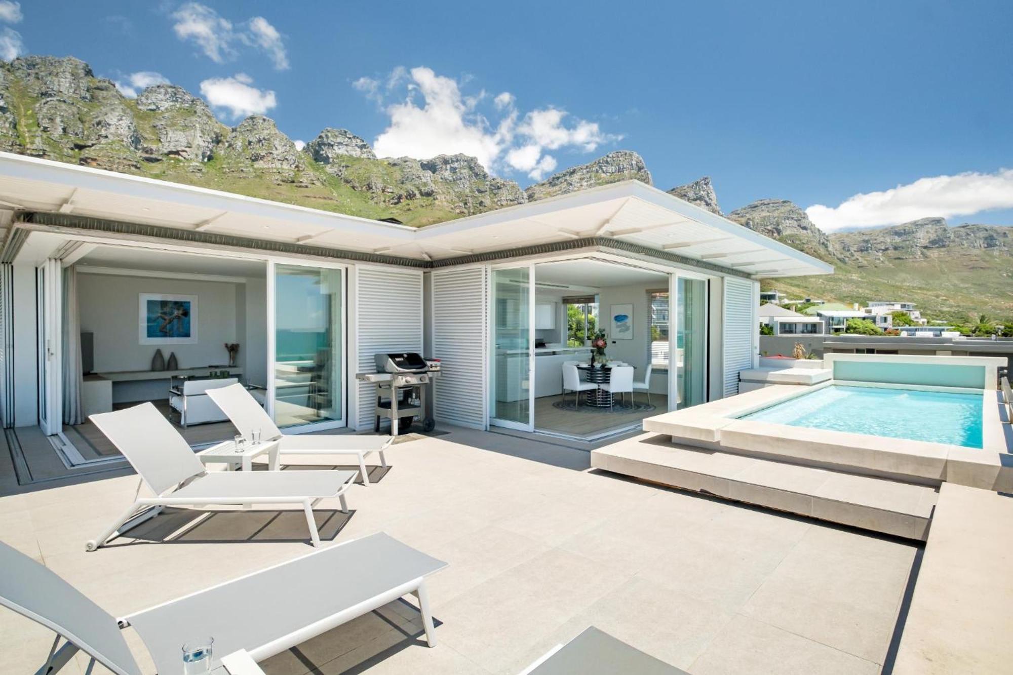 Apartment Sapphire Tide Penthouse *